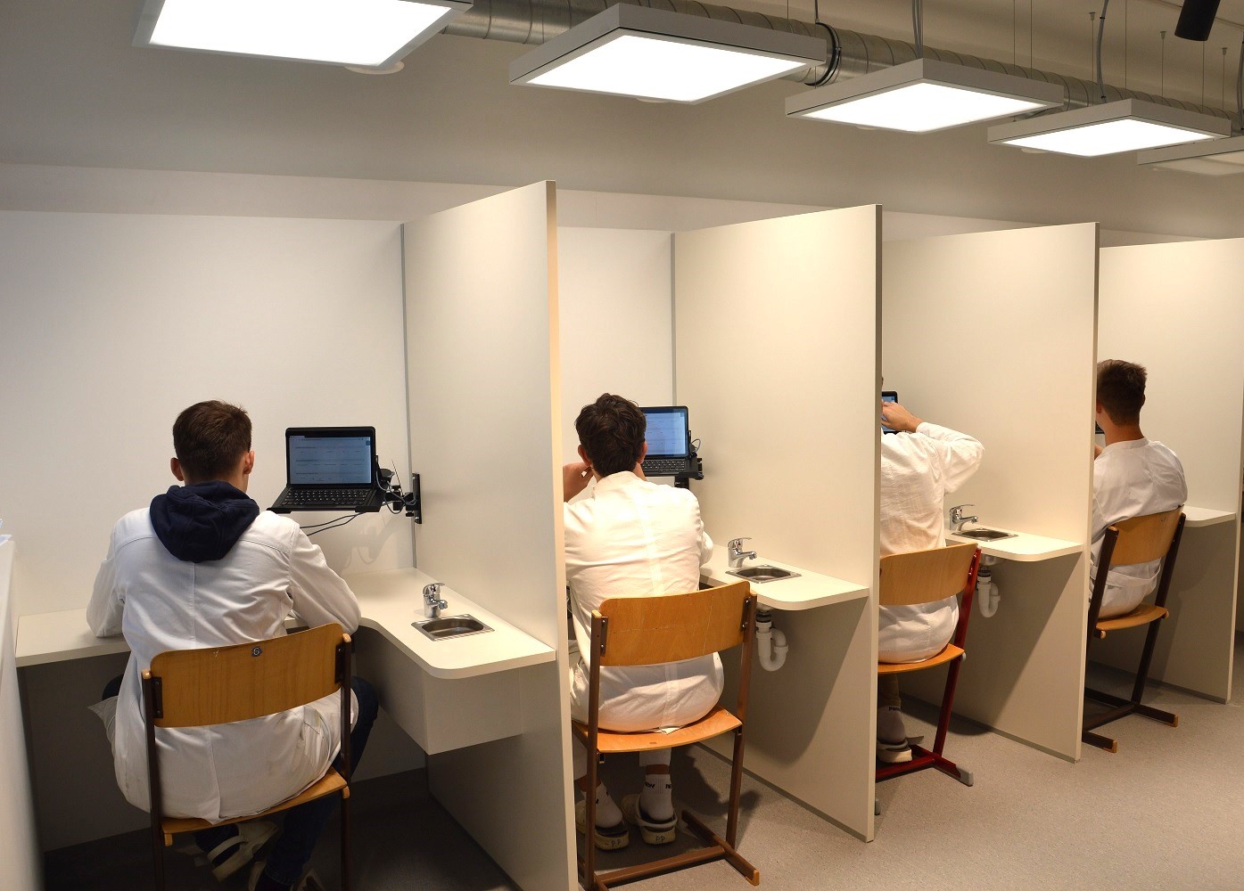 Sensorik auf höchstem Niveau! Private HTL für Lebensmitteltechnologie